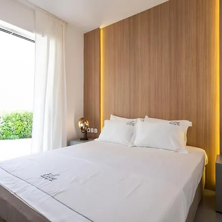 Elisa Seaside Luxury Apartment *