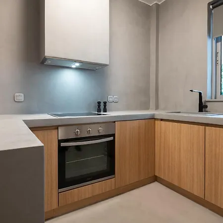 Elisa Seaside Luxury Loutráki