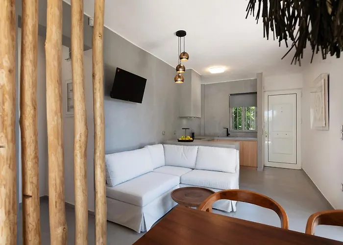 Elisa Seaside Luxury Loutráki